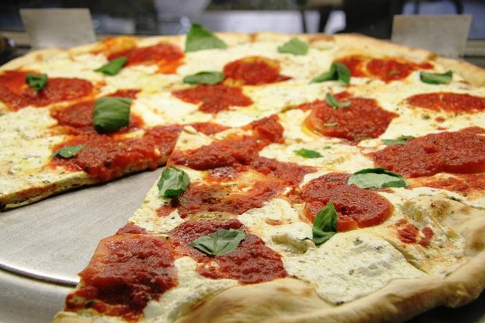 Restaurant Review: Roccos Pizza