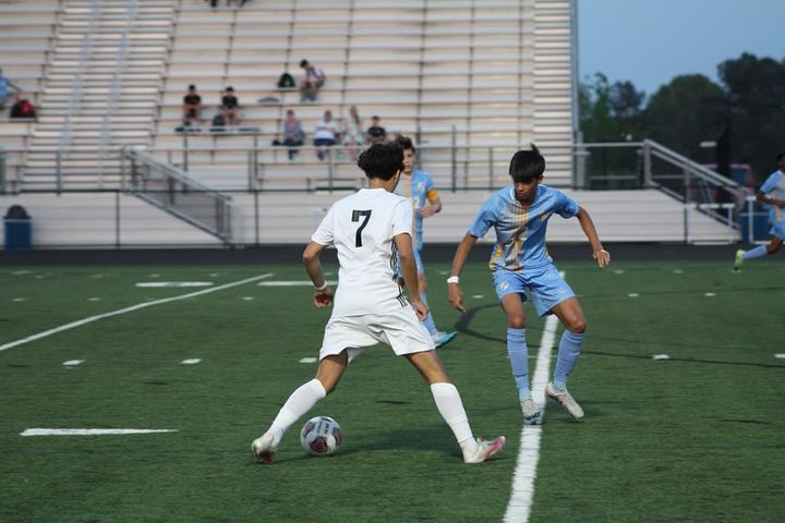 Bryan Marenco fue titular en el equipo de varsity en Dominion la temporada pasada. / Bryan Marenco was a starter on the varsity team at Dominion last season. (Foto cortesía de Bryan Marenco)